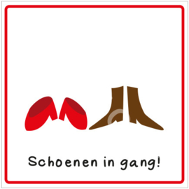 Schoenen in de gang!  (HR)