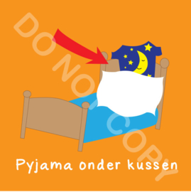 Pyjama onder kussen (K)