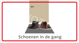 Schoenen in de gang (HR) T/V