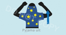 Pyjama uit - J