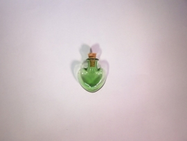 GFV-08gr Groen hartvormig flesje