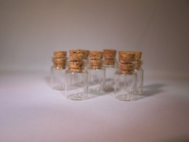 GFK-21GH Heel fijn mini flesje (1,8x1,1cm)
