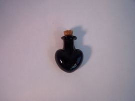GFV-08zw Hartvormig zwart flesje