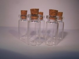 GFK-33 Glazen flesje met brede hals (2,9x1,3cm)