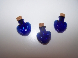 GFV-08bl Blauw, hartvormig flesje