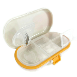 2 in 1 Pillensnijder en Pillendoosje STORAGE Wit