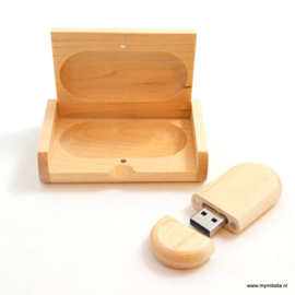 USB Stick Hout in luxe box Grenen
