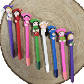 Zorg pen verpleegster hoofdkap + mondkapje pink