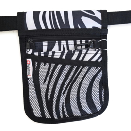 Heuptasje voor de zorg M Zebraprint