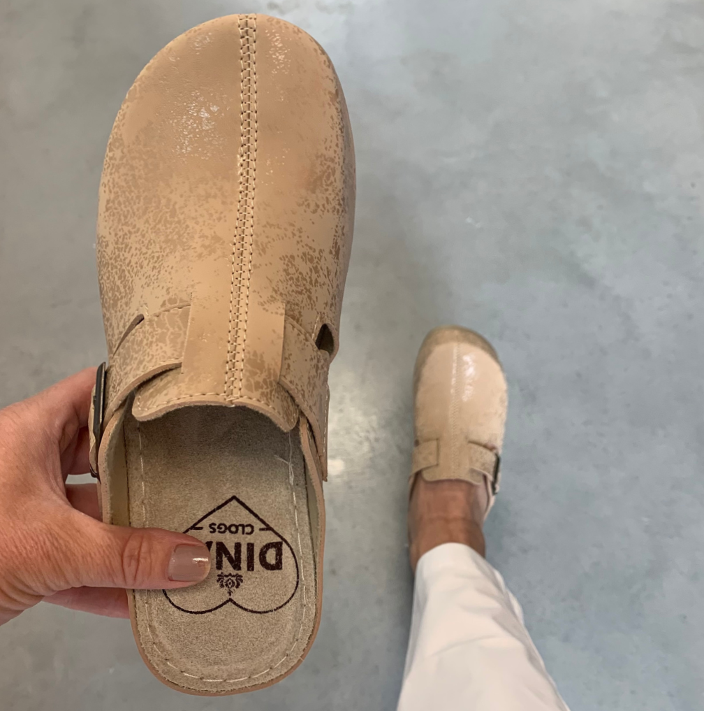 Leren Klompen PU zool - Beige - met riempje