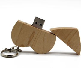 Houten USB stick hart (kleur licht)