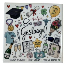 Tegeltje Geslaagd - Tegeltjestaal (10,5 x10,5 cm)
