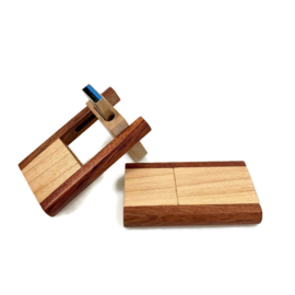 USB-stick Hout - duokleur (medium/kersen)