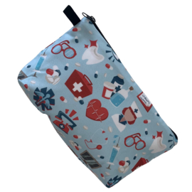 Stoffen tasje met rits - MEDISCHE PRINT - Arts & Assistent