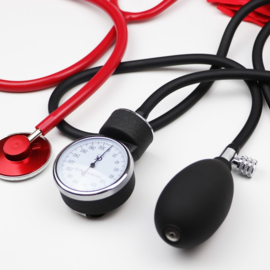Set bloeddrukmeter & stethoscoop Rood