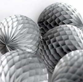 Honeycomb / Wabenball silber 35 cm