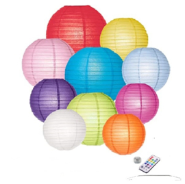 10 x Lanterne en papier Mélange de couleurs avec LED et télécommande avec crochets de suspension