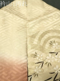 Zijden kimono " Vliegende kraanvogels met kersenbloesem"