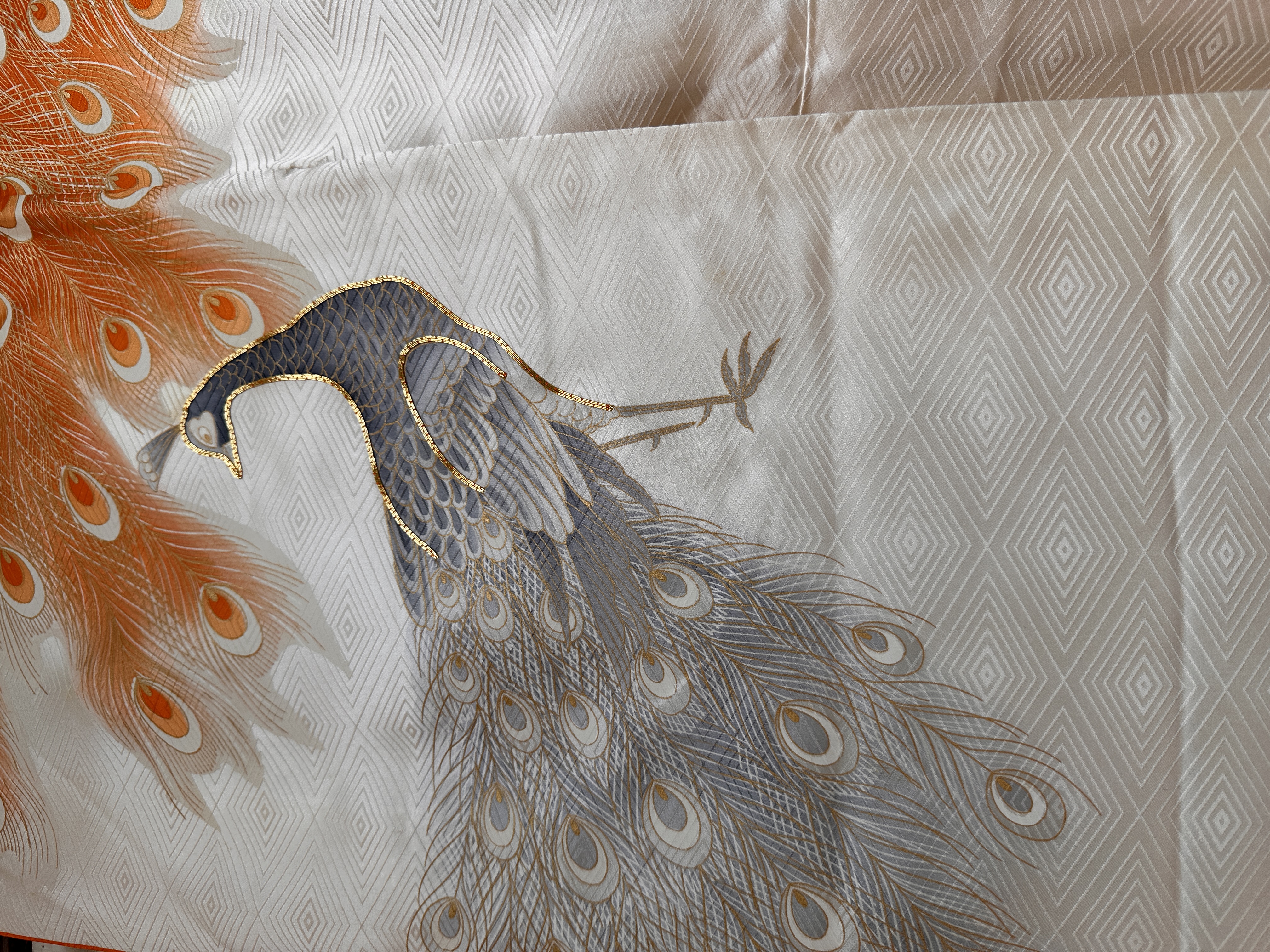 Lange zijden kimono  "Pauwenpracht"