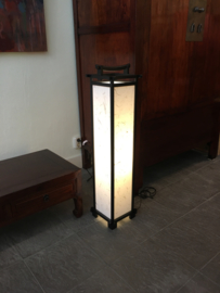 Lamp Pagode 90 cm hoog Hout met verstevigd Japans papier