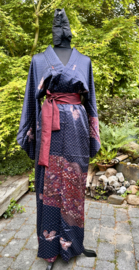 Zijden kimono "Nachtblauw met Shibori rand"