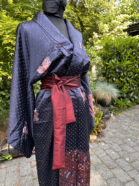 Zijden kimono "Nachtblauw met Shibori rand"