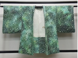 Puur zijden kort kimono jasje " Lente groen "