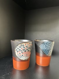 2 mokken Japans Arita porselein verpakt in kado doosje per paar