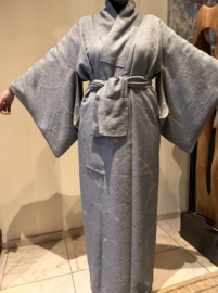 Kimono " Pastèl blauw " in Japanse shibori zijde