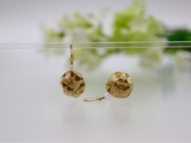 "Origami jewel" Japanse oorbelletjes, zwart/wit of goudkleurig