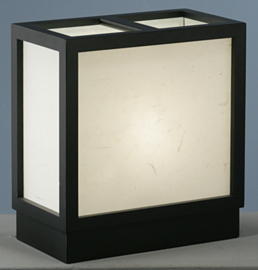Lamp "Tokyo" (nieuwe collectie)  H. 32 cm-30 - 16.5 cm diep.
