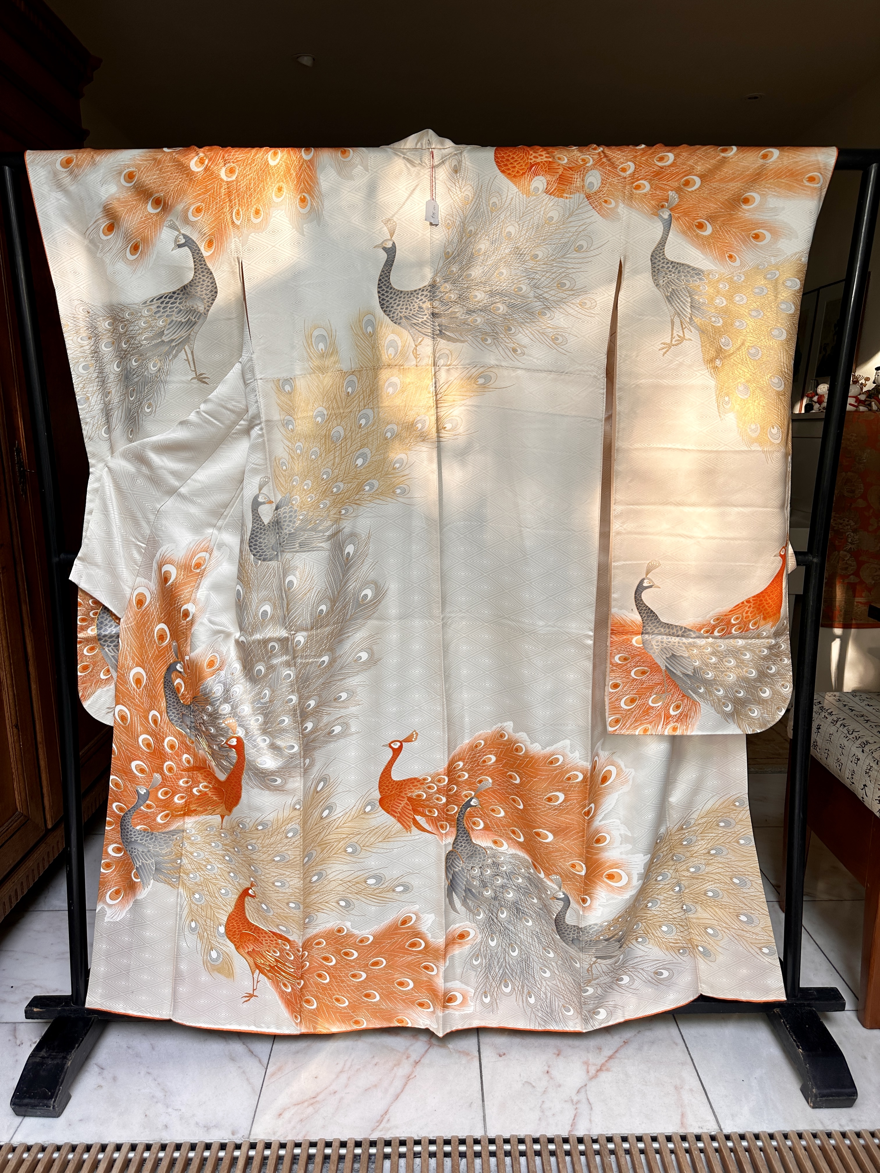 Lange zijden kimono  "Pauwenpracht"