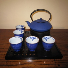 Japanse theepot in diverse kleuren 0.6 liter
