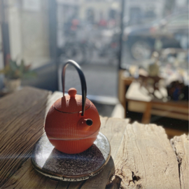 Orginele Japanse theepot in steenrood ( 0.9 liter )