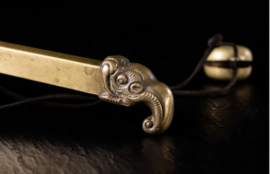 Antiek bronzen Japans inktpotje met penseelhouder