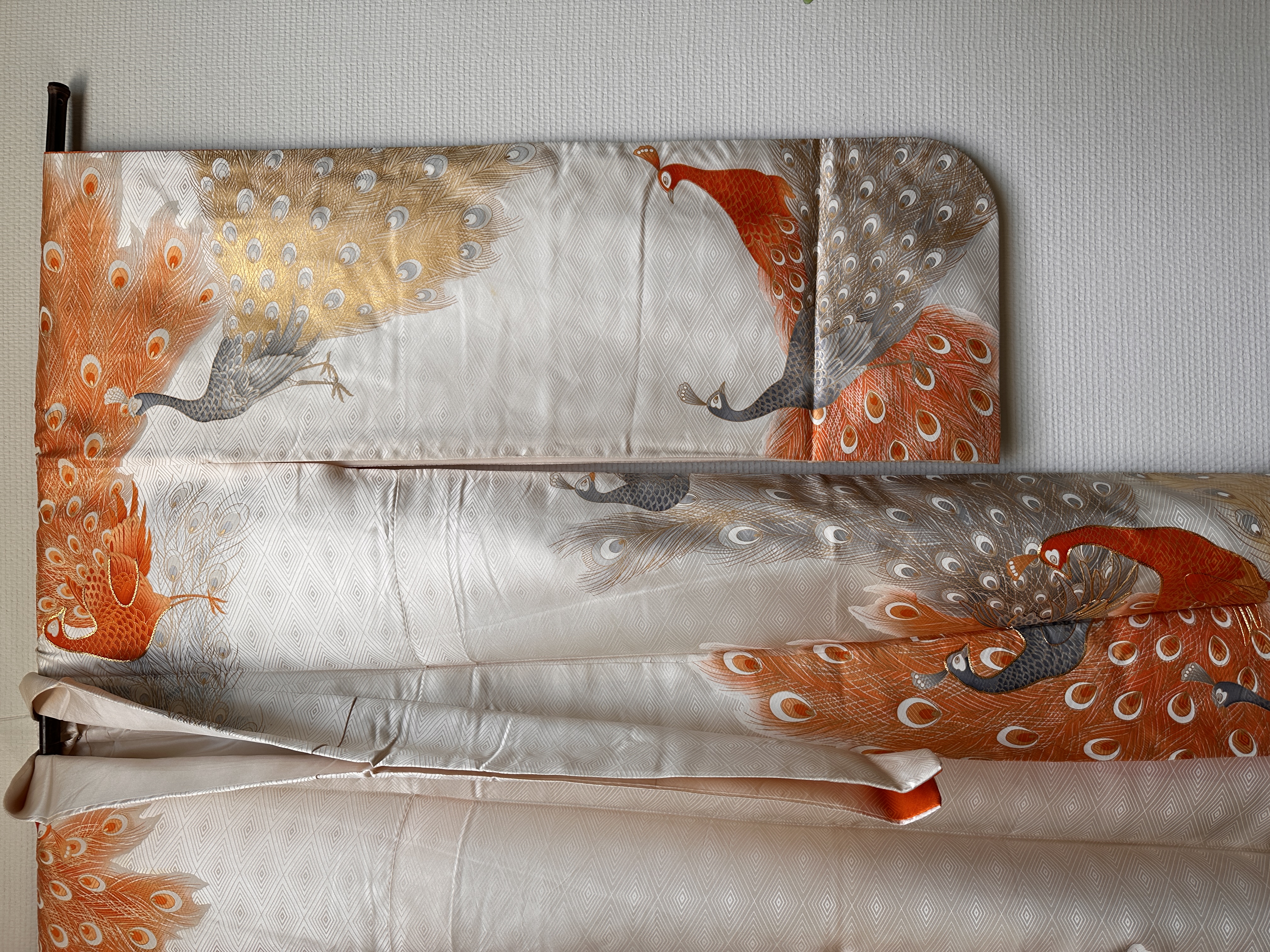 Lange zijden kimono  "Pauwenpracht"