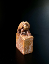 Antieke stempel " Olifantje" Soushan steen