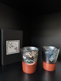 Set (2) Japanse thee / koffie mokjes in kado doosje