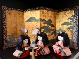 3 thee/hofdametjes , antieke Japanse popjes