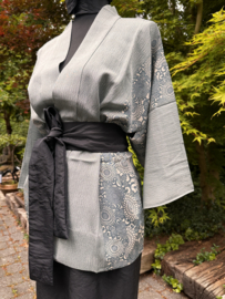 Kort zijden zomer jasje, kimono stijl
