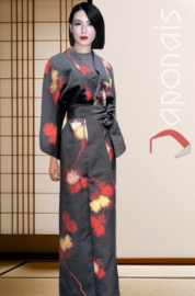 Kimono in zijde met rode voering en ingeweven bloem patronen