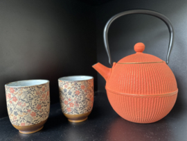 Orginele Japanse theepot in steenrood ( 0.9 liter )