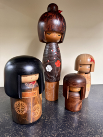 Set grote Gelukspoppen ( Kokeshi's)