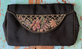 Oud Petit Point tasje