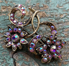 Bloemen broche met strass