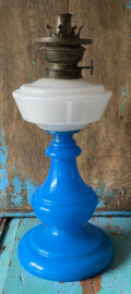 Glazen olielamp