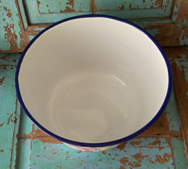 Hoge emaille schaal