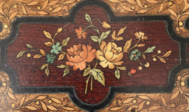 Houten doosje met rozen