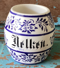 Oud kruidenpotje