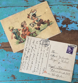 Twee oude kinderkaarten